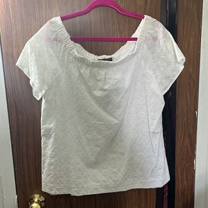 White Eyelet Banana Republic short sleeved top